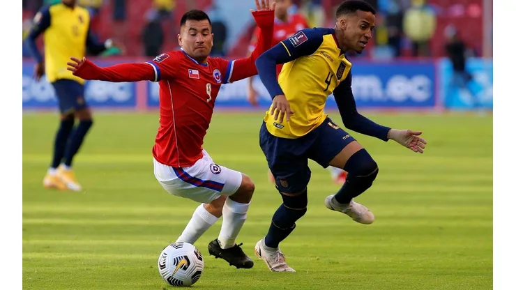 Byron Castillo (o Bayron Castillo) jugó los dos partidos de las Eliminatorias para Qatar contra la selección chilena