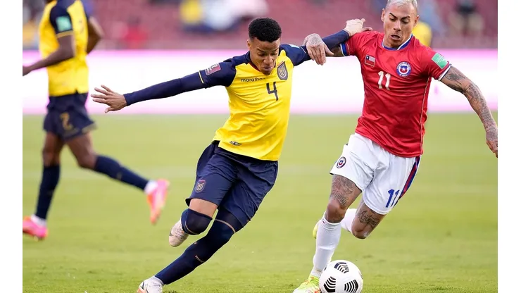 Byron Castillo jugó los dos partidos de Ecuador contra Chile y si se determina si inegibilidad, la Roja sumará cinco puntos más en las eliminatorias, lo que le permitirá clasificar al Mundial de Qatar 2022