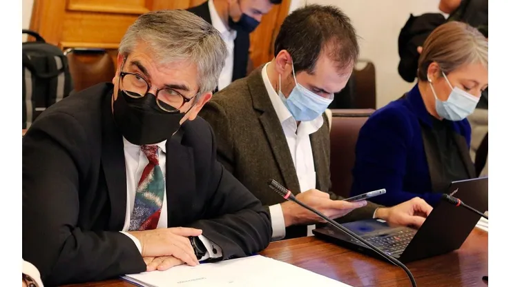 Los ministros Mario Marcel, Nicolás Grau y Jeanette Jara, durante la Comisión de Hacienda de la Cámara de Diputados, que analiza el proyecto de reajuste al salario mínimo