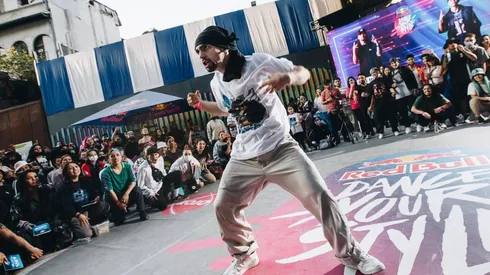 El Hall Central del Centro Cultural Gabriela Mistral es el escenario de Red Bull Dance Your Style.