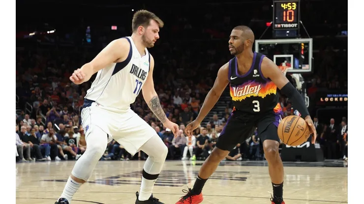 El encuentro entre Phoenix Suns y Dallas Mavericks se disputa en Footprint Center.