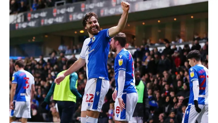 Ben recibió dos galardones por su desempeño en la Championship con el Blackburn Rovers