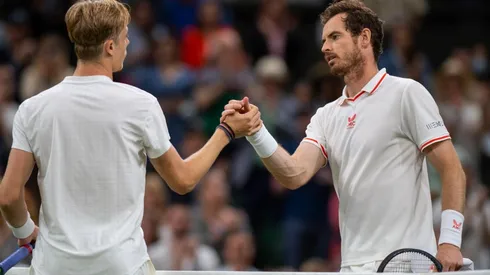 Murray y Shapovalov se enfrentaron en Wimbledon 2021, con triunfo del canadiense