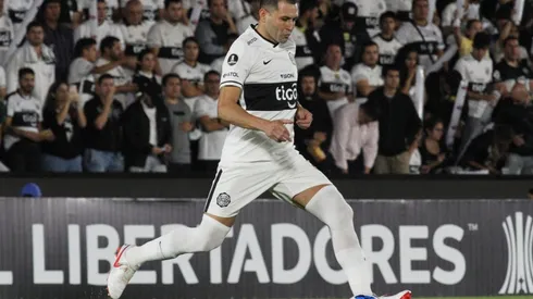 Olimpia necesita la victoria ante Peñarol