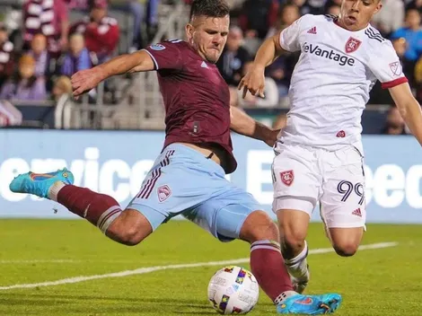 Diego Rubio marca un golón de tiro libre y después lo expulsan