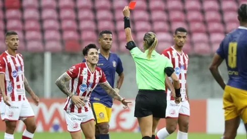 También se hizo público el acta de Deborah Cecilia