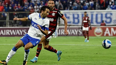 Mauricio Isla fue titular por Copa Libertadores ante Universidad Católica.