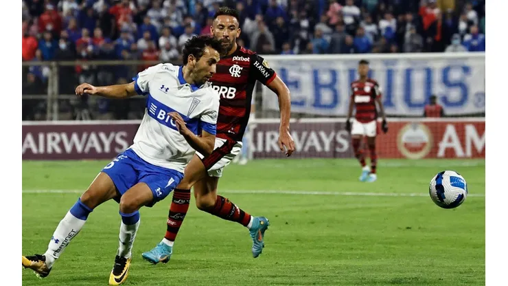 Mauricio Isla fue titular por Copa Libertadores ante Universidad Católica.