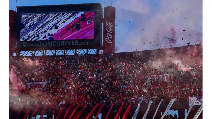 La Conmebol ya tiene advertido a los hinchas de River Plate por sus actos.