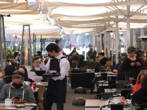 ¿Abrirán los restaurantes y cines este domingo 1 de mayo?