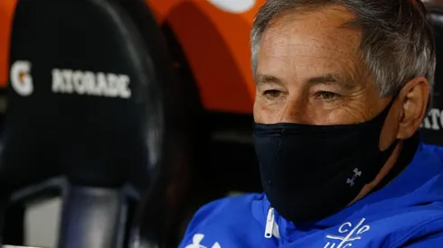 Holan vivirá su segundo periodo como director técnico de la UC