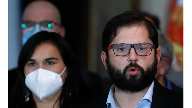 El Presidente Gabriel Boric postergó la Operación Renta 2022.