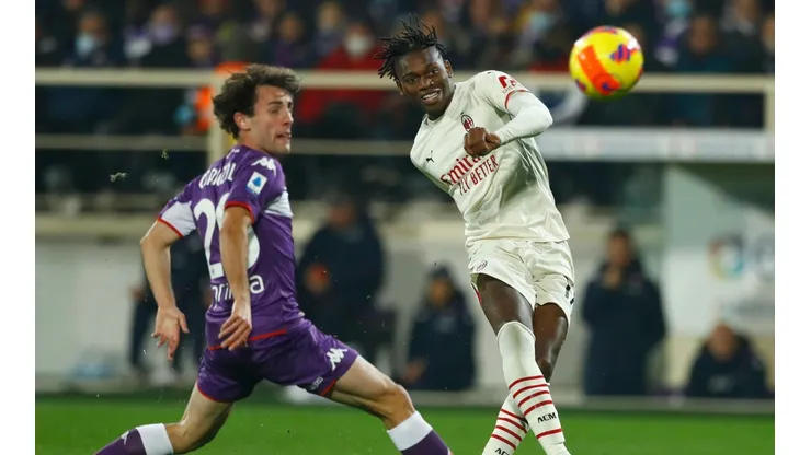 Milan lucha por regresar al título de la Serie A tras 11 años.