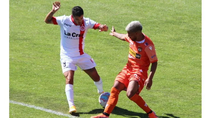 San Felipe y Cobreloa juegan un partido de seis puntos en la parte alta de la tabla.
