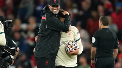 Jürgen Klopp va por la década en el Liverpool tras renovar por dos años más