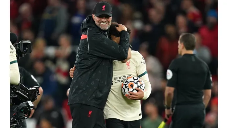 Jürgen Klopp va por la década en el Liverpool tras renovar por dos años más