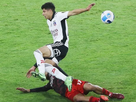 Argentinos por patada de Díaz a Oroz: "Son tres rojas"