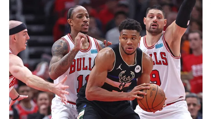 Giannis Antetokounmpo en el duelo anterior ante Chicago