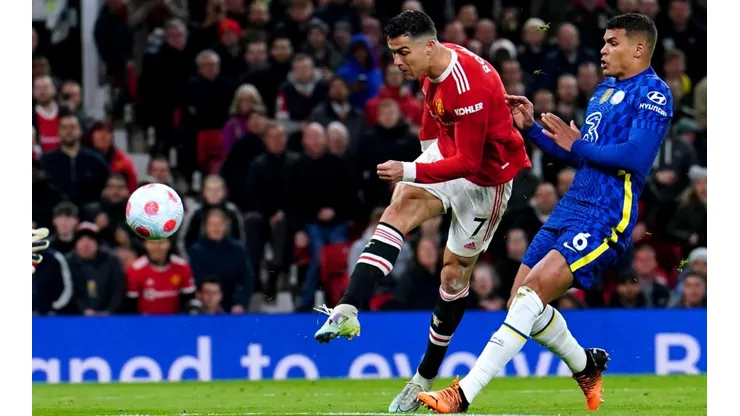 Manchester United sacó un empate que poco le sirve con miras a la Champions