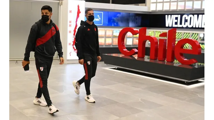 River Plate llegó durante la noche del martes a Chile para el choque con Colo Colo