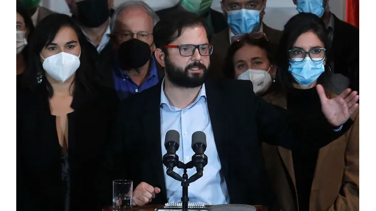 Presidente Gabriel Boric tras reunión de consejo de Gabinete