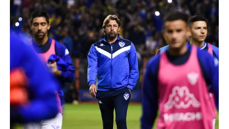 Quinteros quiere ver a Heinze en la banca cruzada