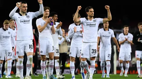El Eintracht Frankfurt celebra su pase a semifinales ante Barcelona