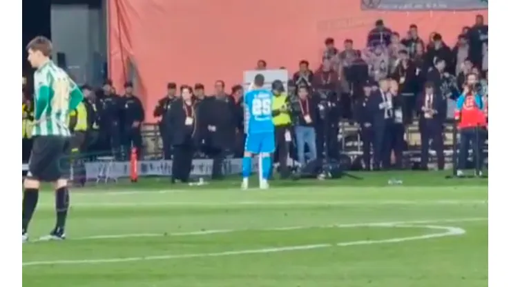 Claudio Bravo vivió con euforia la obtención de la Copa del Rey