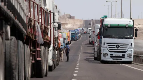 Los camioneros han cortado las rutas en varias zonas del país. Imagen de referencia febrero 2022.
