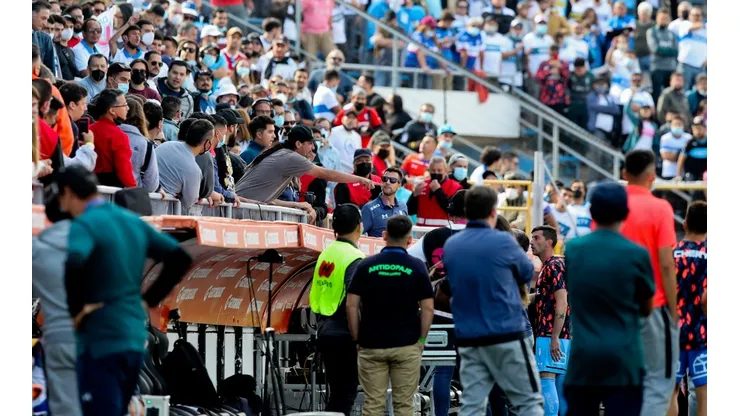 Universidad Católica denunció que investigará el destino de las 50 entradas de cortesía que entregó a Colo Colo para el clásico