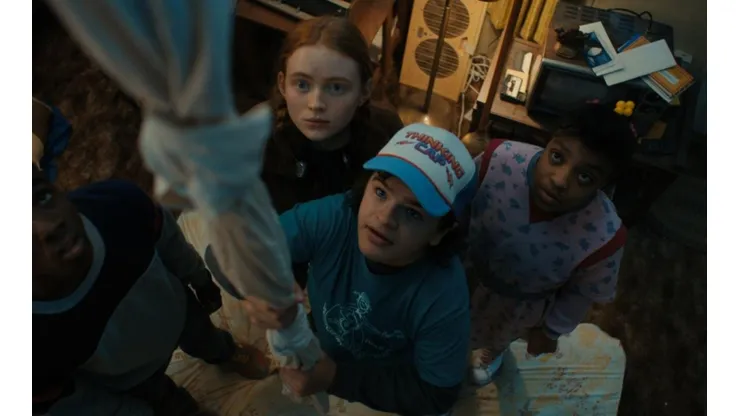 STRANGER THINGS 4
