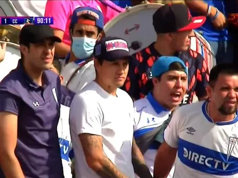 Nico Castillo alentó desde la barra a la Católica