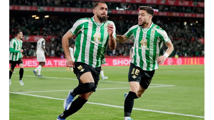 Borja Iglesias y el 1-0 parcial del Betis en la final de la Copa del Rey.
