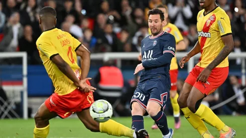 Lionel Messi logró su primer título de clubes fuera de Barcelona.