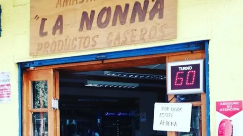 Un clásico como el pan amasado, las empanadas, dulces chilenos y con receta tradicional: La mezcla de Amasandería La Nonna en La Reina.