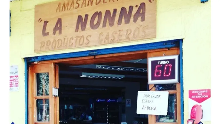 Un clásico como el pan amasado, las empanadas, dulces chilenos y con receta tradicional: La mezcla de Amasandería La Nonna en La Reina.