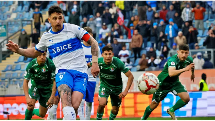 El Toro anotó desde el punto penal el 1-2 ante Audax.