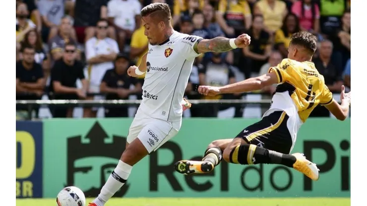 Javier Parraguez no pudo anotar en el empate del Sport Recife