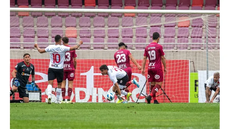 La llegada de Óscar Correa no fue solución para Deportes La Serena