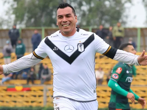 ¡Paredes vuelve del retiro con un golazo!