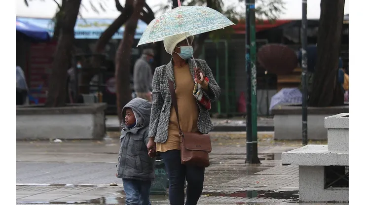 ¿Seguirá lloviendo hoy y los próximos días en Santiago?