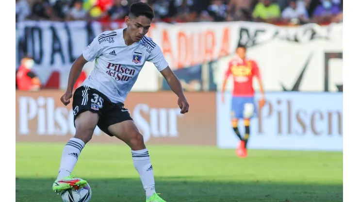 Gustavo Quinteros aseguró que todos los juveniles están aptos para jugar