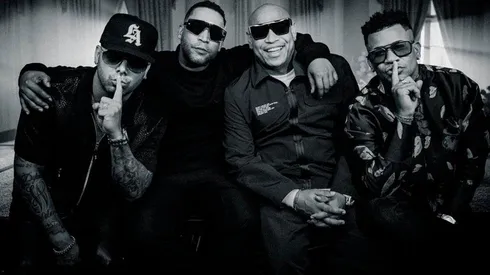Wisin, Don Omar y Gente de Zona en la reunión que tuvieron para crear el videoclip de Soy Yo.