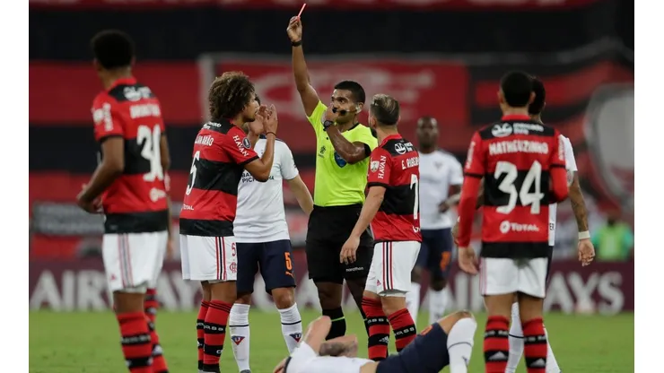Alexis Herrera llega con sus polémica a dirigir el Colo Colo vs River Plate