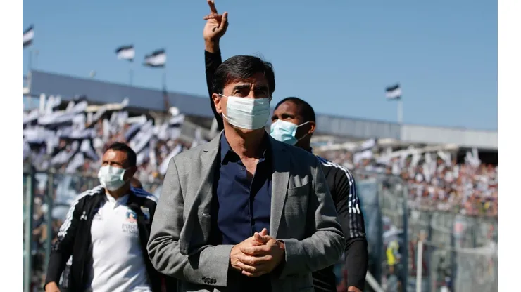 Gustavo Quinteros podrá sacarse la mascarilla en los partidos