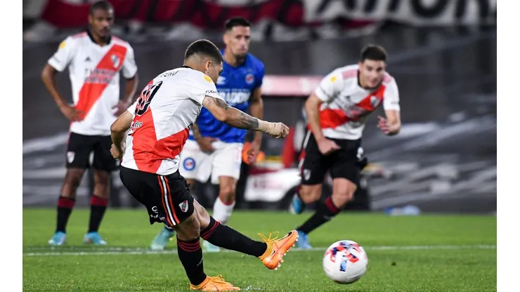 Juan Fernando Quintero no estará frente a Colo Colo el próximo miércoles.