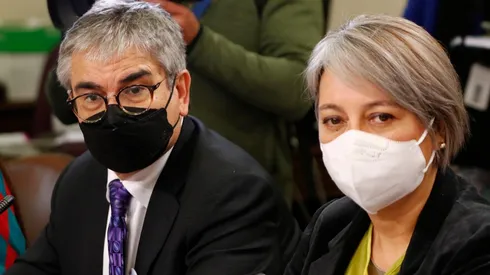 Ministros de Hacienda, Mario Marcel; y Trabajo, Jeannette Jara