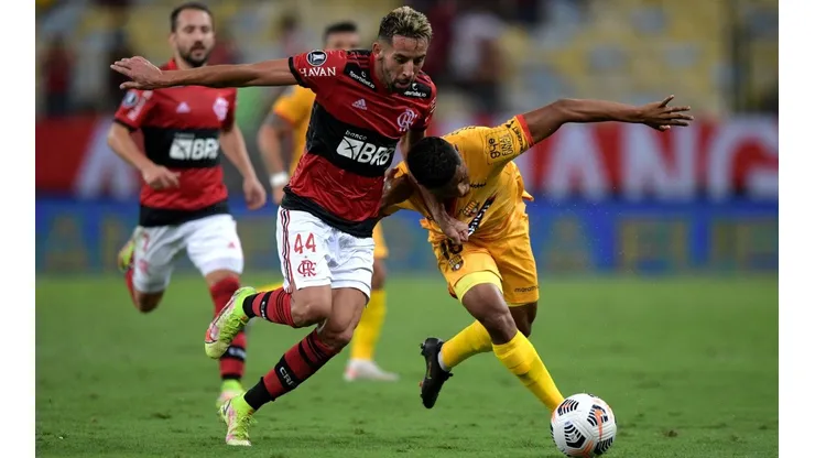 Isla asoma como titular en el Brasileirao