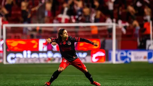 Joaquín Montecinos celebra su gol ante el América