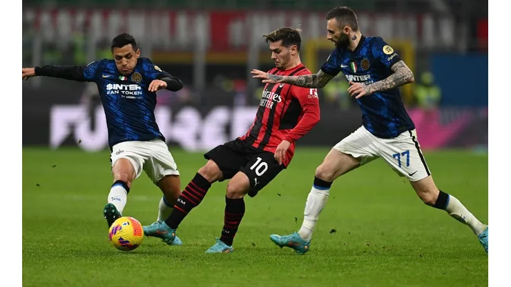 Inzaghi elogia a Alexis y Vidal, pero mantiene misterio sobre el once para la semifinal de Copa Italia contra Milan.